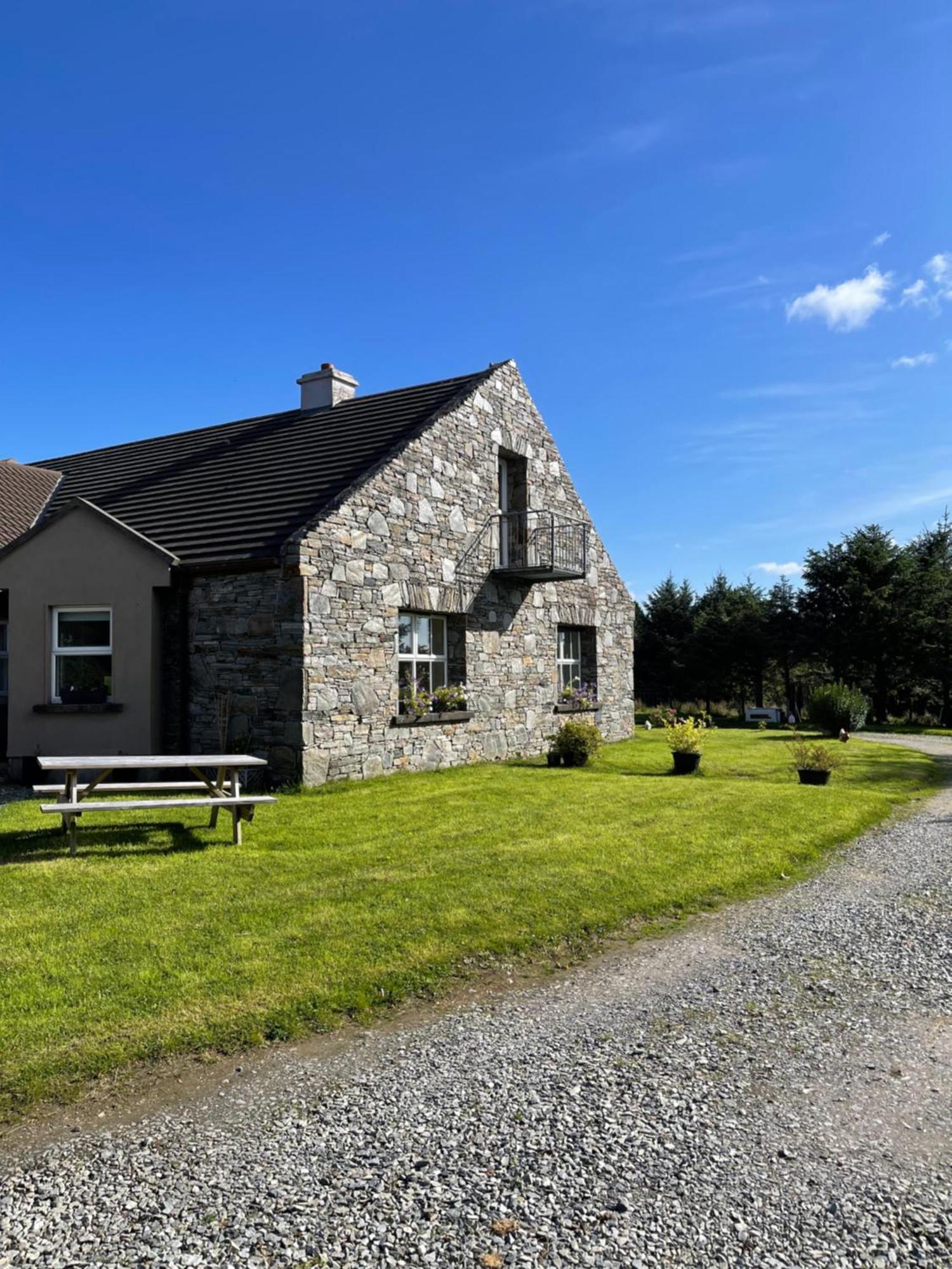 Shanakeever Farm - 2 Bedroom Apartment Clifden Luaran gambar